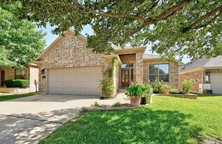 10716 Desert Willow Loop in Austin, TX - Building Photo