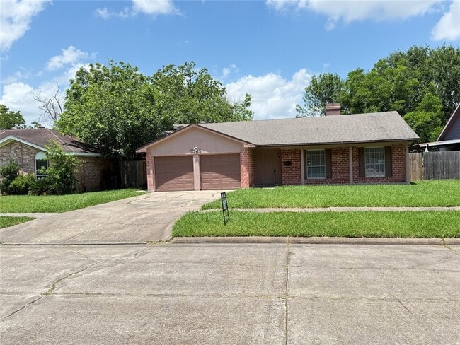 10715 Sagewillow Ln in Houston, TX - Building Photo - Building Photo