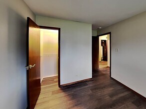 16400 Sherwood Dr in Orland Park, IL - Building Photo - Building Photo