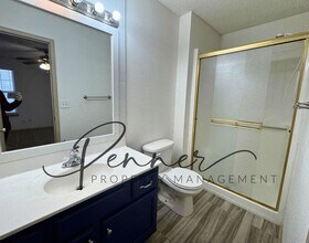 503 NE 1st St in Oak Grove, MO - Building Photo - Building Photo