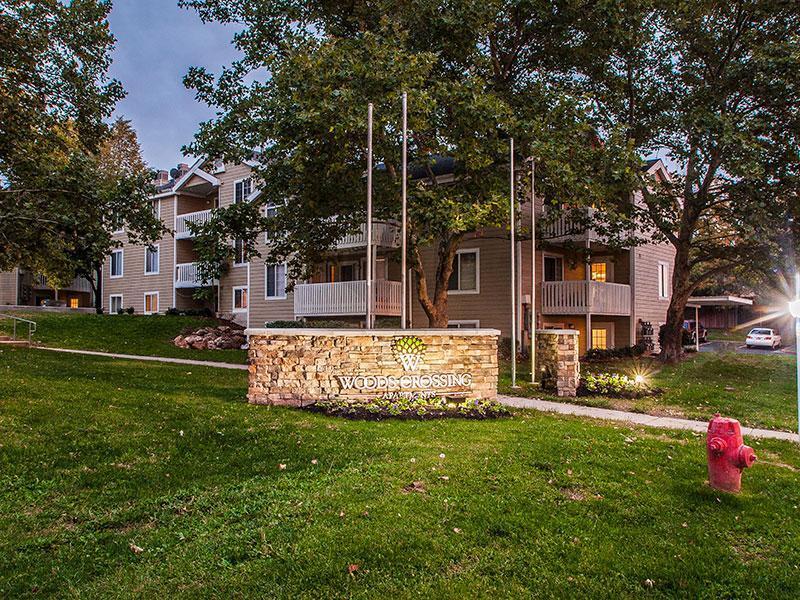 Woods Crossing in North Salt Lake, UT - Foto de edificio