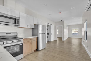 3000 T St in Sacramento, CA - Building Photo