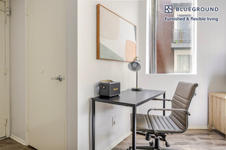 1443 N Fuller Ave, Unit FL2-ID1343 in Los Angeles, CA - Foto de edificio - Building Photo