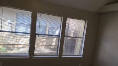 8517 Gatlinburg Dr in Fort Worth, TX - Building Photo - Building Photo