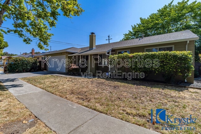 126 Lain Dr in Vallejo, CA - Building Photo - Building Photo