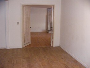 15252 Devonshire St in Los Angeles, CA - Building Photo - Building Photo