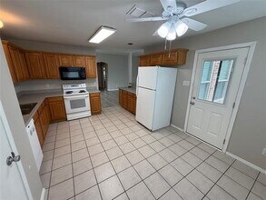 527 E Oak St in Aledo, TX - Building Photo - Building Photo