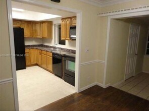 7371 SW 1st St in Margate, FL - Building Photo - Building Photo