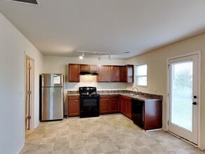 1198 To Lani Path in Stone Mountain, GA - Building Photo - Building Photo