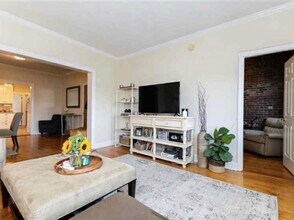 34 Austin St in Boston, MA - Building Photo - Building Photo