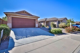 2391 W Kristina Ave in San Tan Valley, AZ - Foto de edificio - Building Photo