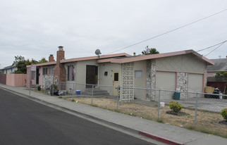 1964-1966 16th St Apartments