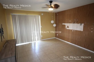 1964 Lake Atriums Cir-Unit -#157 in Orlando, FL - Building Photo - Building Photo