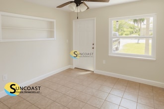 27178 Adams St in Punta Gorda, FL - Foto de edificio - Building Photo