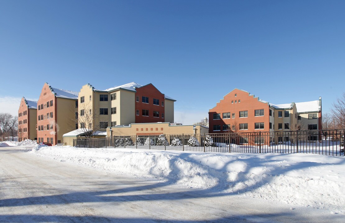 River Village in Minneapolis, MN - Building Photo