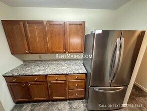 54a Longrale Park in Bangor, ME - Foto de edificio - Building Photo