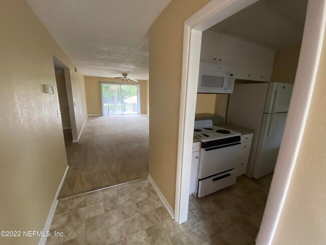 4836 Atlantic Blvd-Unit -118 in Jacksonville, FL - Building Photo - Building Photo