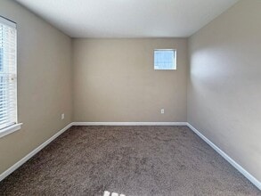 5518 Tribute Way in Eugene, OR - Building Photo - Building Photo