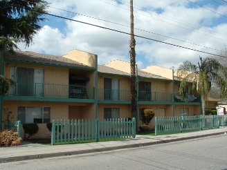 101 Garnsey Ave in Bakersfield, CA - Building Photo