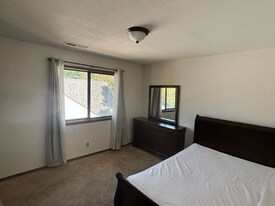 1201 N Pershing Ave in Stockton, CA - Building Photo