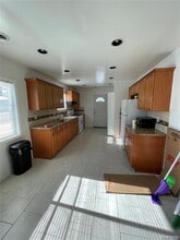 7401 Drexel St in Dearborn Heights, MI - Building Photo - Building Photo