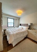 145 E 16th St in New York, NY - Building Photo - Building Photo
