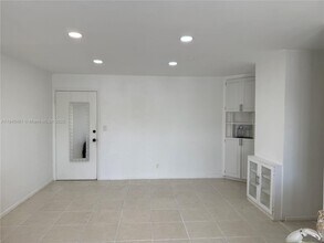 3000 NE 16th Ave in Fort Lauderdale, FL - Building Photo - Building Photo