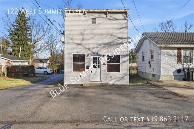 property at 122 W Summit St