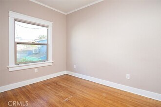 113 N Columbus Ave in Glendale, CA - Building Photo - Building Photo