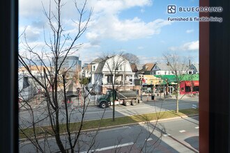 154 Broadway in Somerville, MA - Foto de edificio - Building Photo