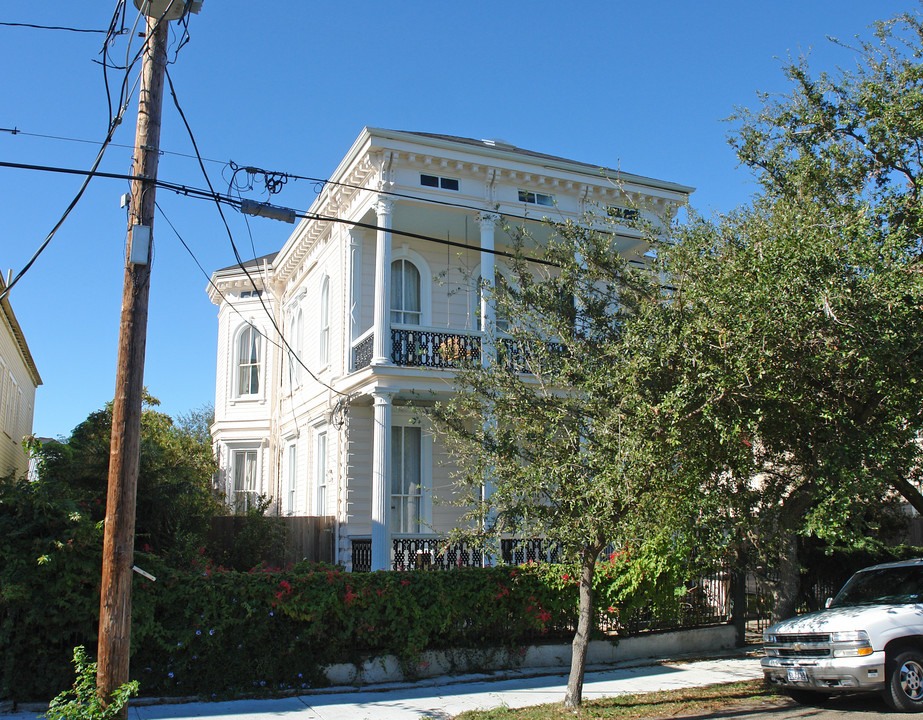 1014 Jackson Ave in New Orleans, LA - Building Photo