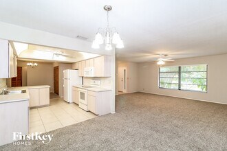 116 Palmetto Dr in Venice, FL - Building Photo - Building Photo