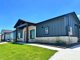116 Overlook Trail in Azle, TX - Building Photo