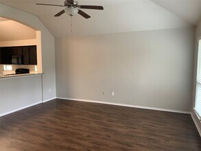 1929 Briar Grove Dr in Conroe, TX - Building Photo - Building Photo