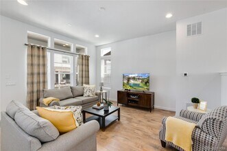 8924 Delacorte St in Littleton, CO - Building Photo - Building Photo