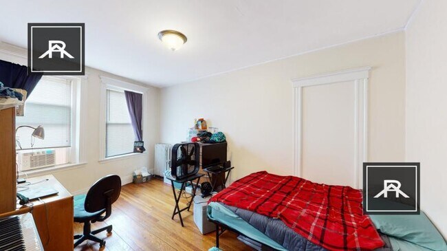 property at 35 Walbridge St