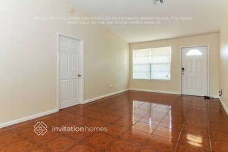 5673 Fletcher St in Hollywood, FL - Building Photo - Building Photo