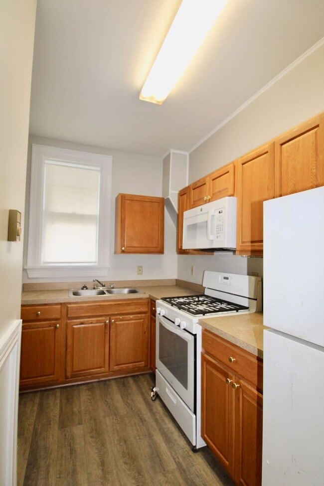 1611 Susquehanna St in Harrisburg, PA - Building Photo - Building Photo