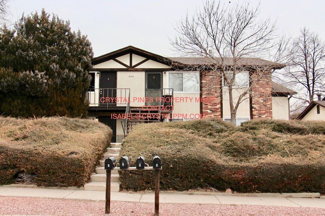 1809 Eagle View Dr in Colorado Springs, CO - Building Photo