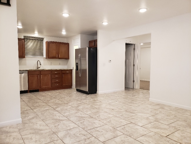property at 1007 W 29th St
