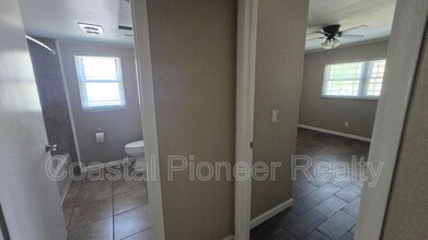 12921 126th Terrace N in Largo, FL - Building Photo - Building Photo