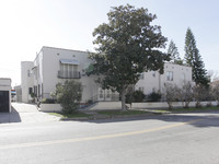 3754-3756 W 1st St in Los Angeles, CA - Foto de edificio - Building Photo