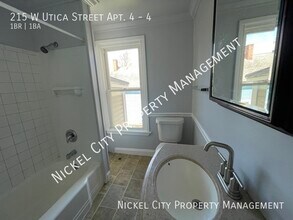 215 W Utica St in Buffalo, NY - Building Photo - Building Photo