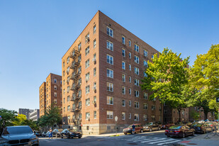 800 Grand Concourse Apartments