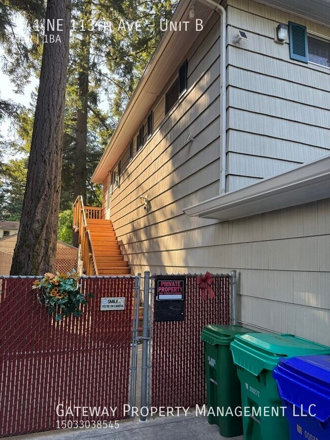 941 NE 113th Ave in Portland, OR - Building Photo - Building Photo