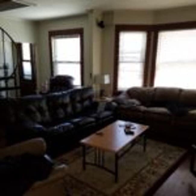 2579 N Frederick Ave in Milwaukee, WI - Building Photo - Building Photo