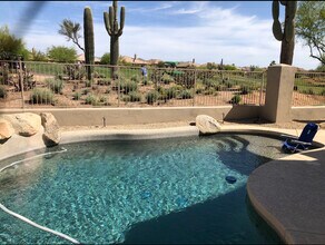 9646 E Chuckwagon Ln in Scottsdale, AZ - Building Photo - Building Photo