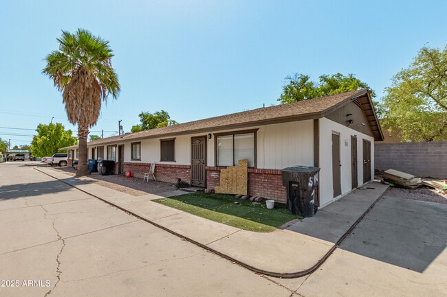 514 S Bellview in Mesa, AZ - Building Photo - Building Photo