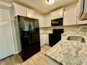 14 Point West Cove in Little Rock, AR - Building Photo - Building Photo