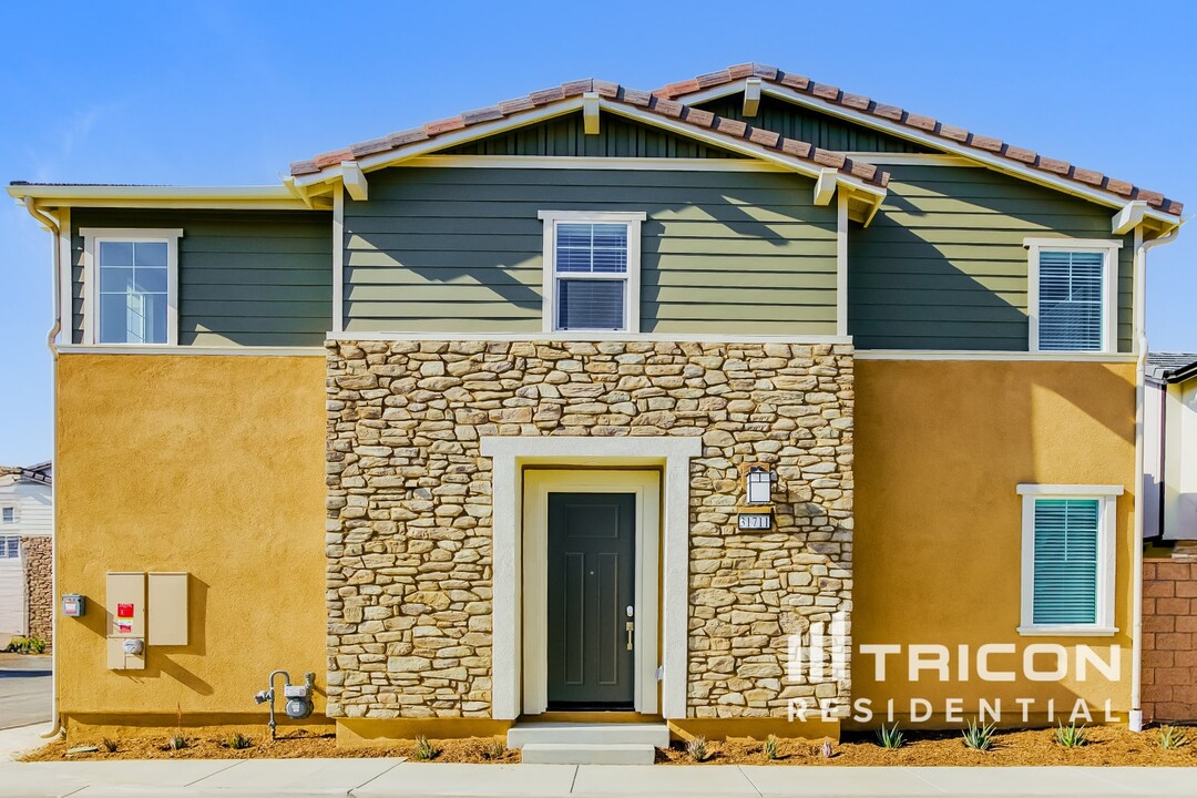 31711 Willowood Way in Menifee, CA - Building Photo